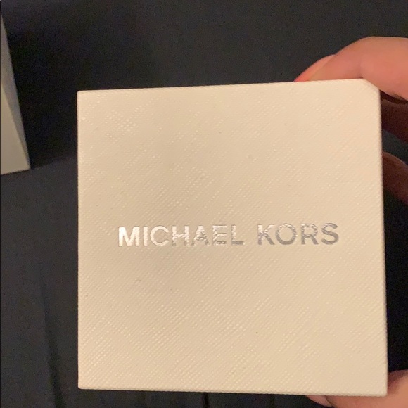 Michael kors watch or bracelet box - Picture 2 of 4